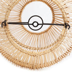 Suspension ovale en rotin ajouré naturel avec cadre en métal noir, lampe décorative