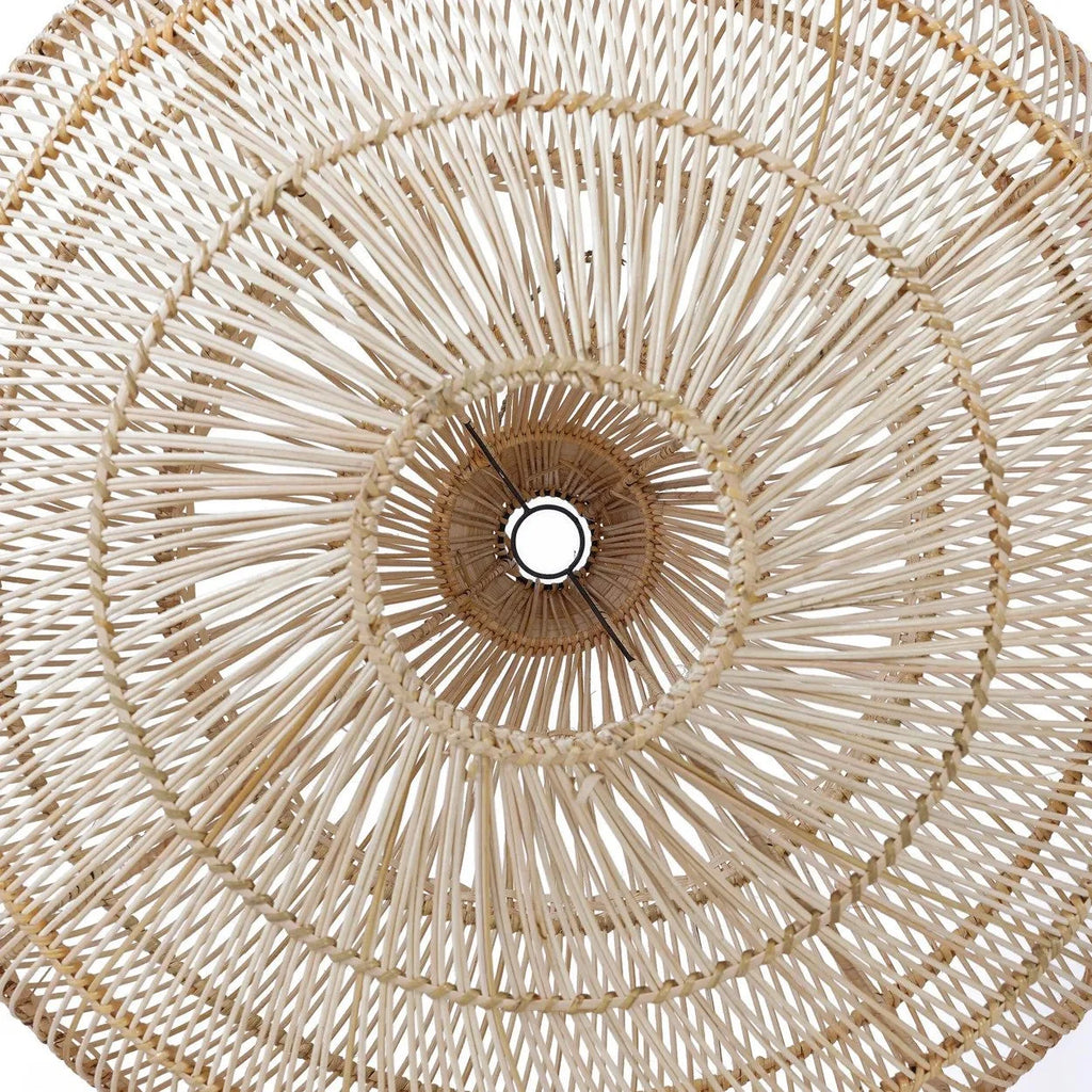 Suspension en rotin naturel forme goutte tressée ajourée Ø55 cm lumineux et tendance