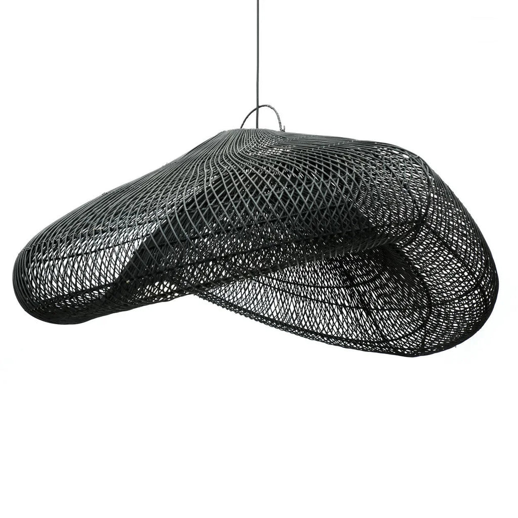 Suspension en rotin noir ajouré forme organique XXL Ø120 cm