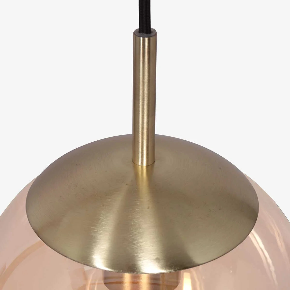 Lustre en laiton sphère en verre ambre et métal doré, diamètre 25 cm