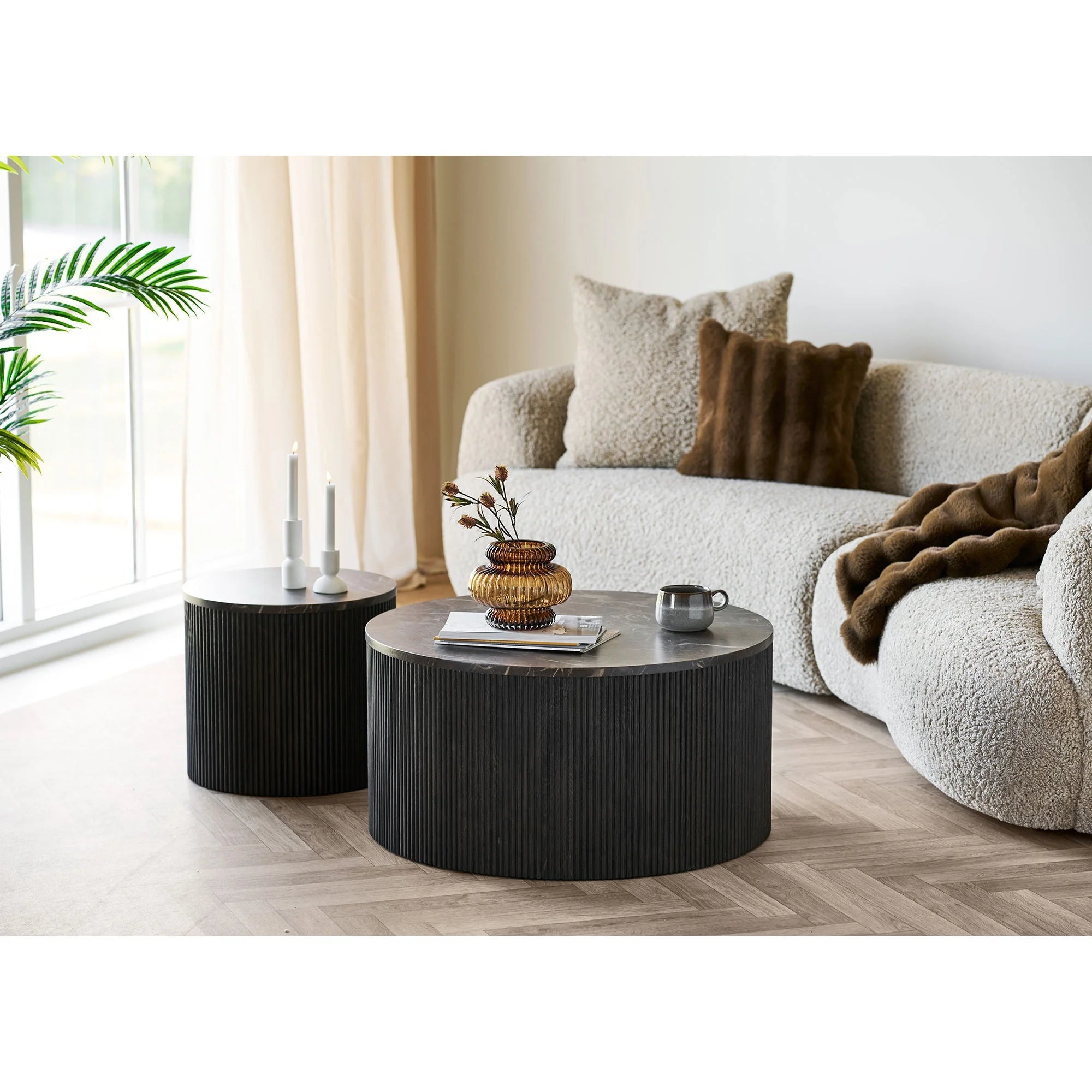 Table d’appoint ronde effet marbre brun foncé bois strié Ø45 cm