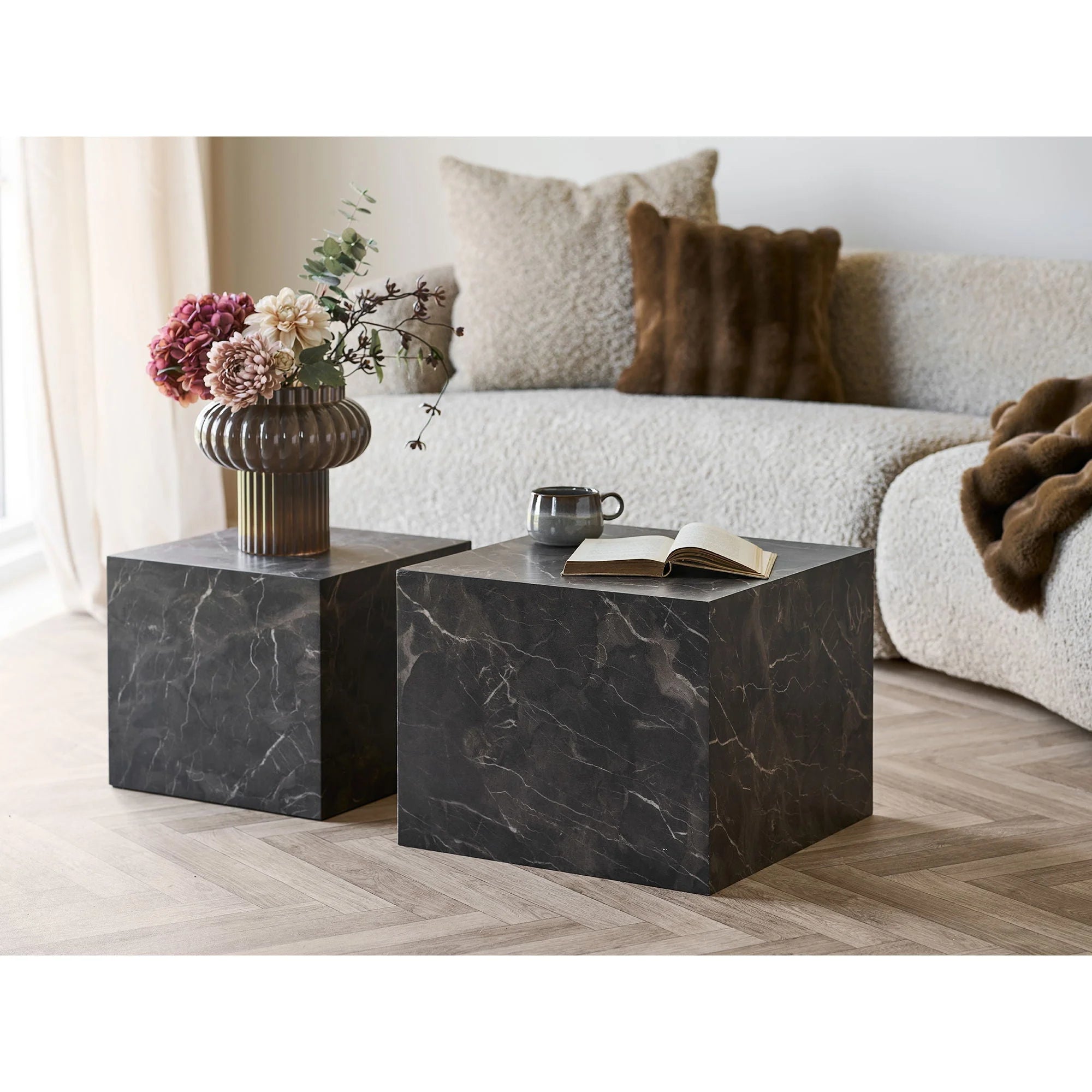 Set de 2 tables d’appoint cubiques en marbre brun foncé moderne
