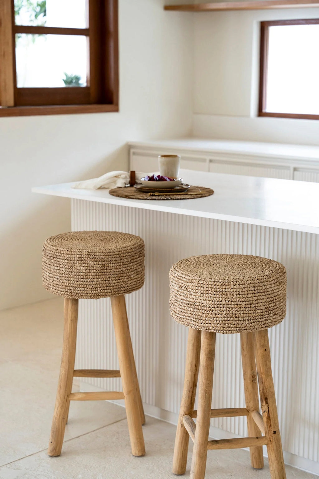 Tabouret de bar en raphia tressé – Naturel – H75 cm