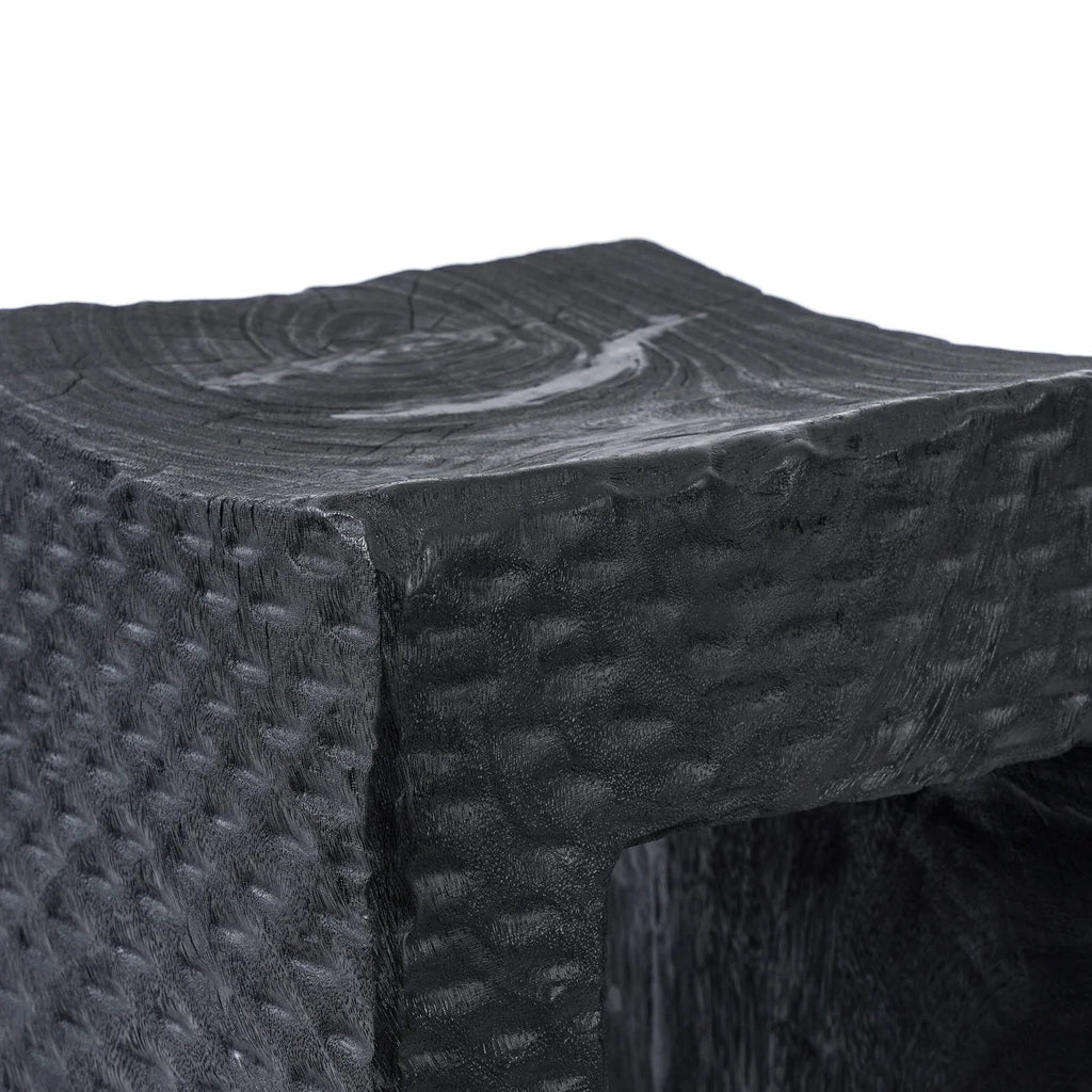 Tabouret en bois de suar noir forme U et assise tressée
