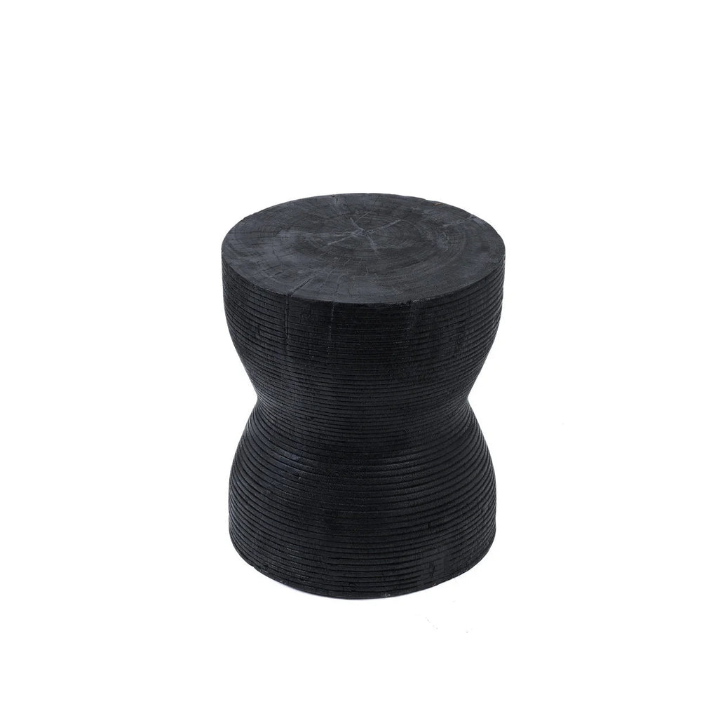 Tabouret en bois de suar noir silhouette sculptée – H45 cm