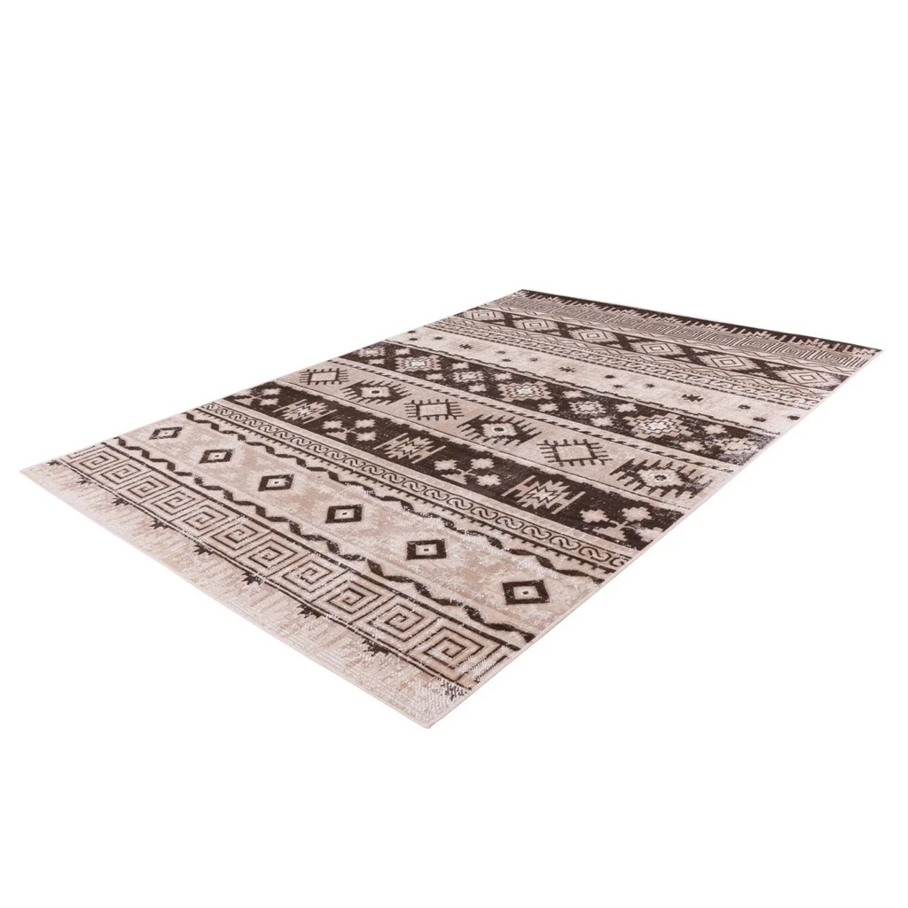 Tapis ethnique motifs géométriques taupe et beige avec base beige et motifs bruns