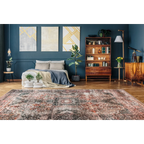Tapis persan à poil court motif vieilli rouille et beige avec zone rouge et noire distressed