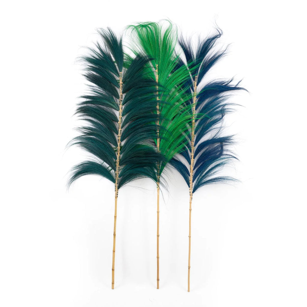 Trois plumes tropicales décoratives vertes émeraude sur tige bambou H190 cm