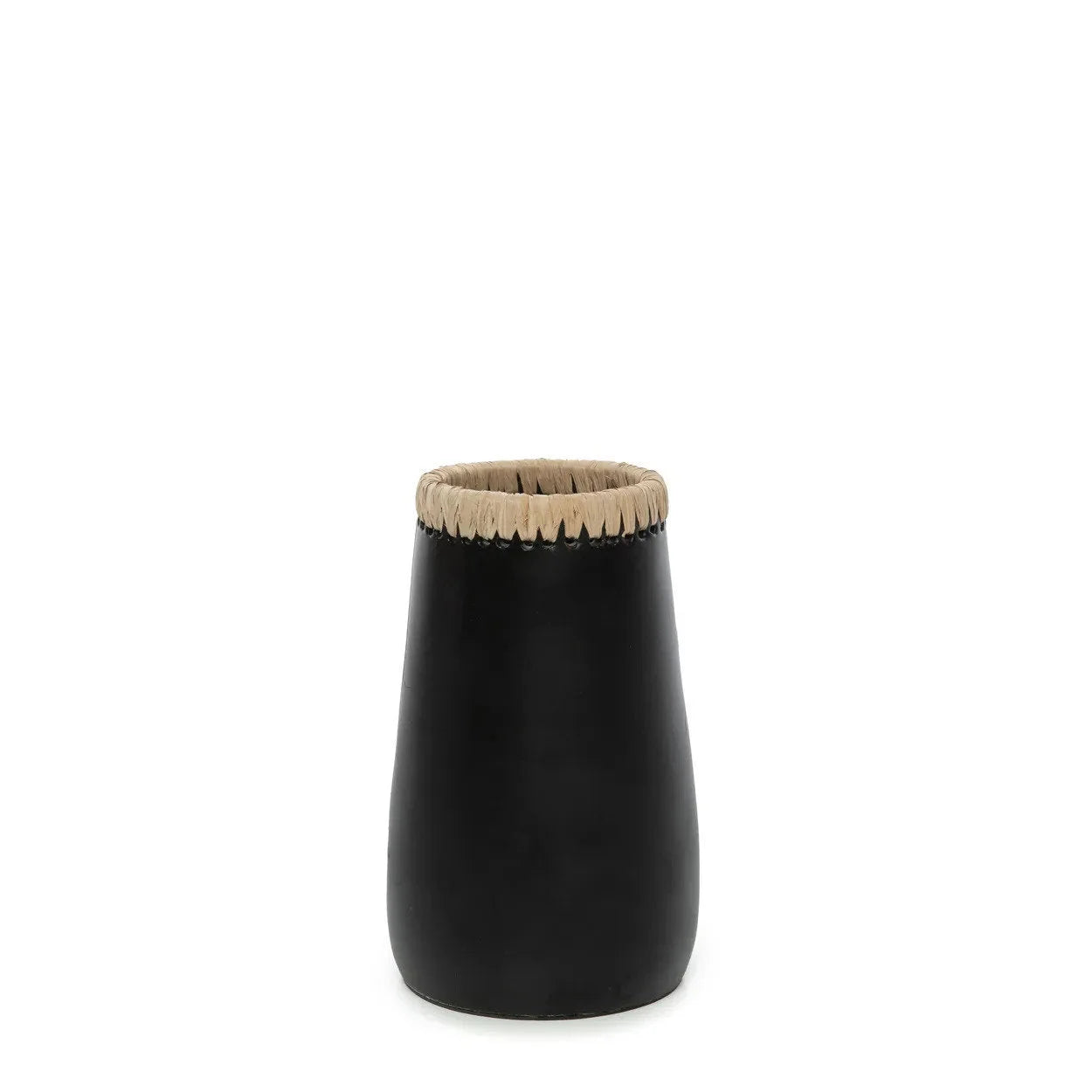 Vase décoratif cylindrique noir en terre cuite avec un rebord texturé clair