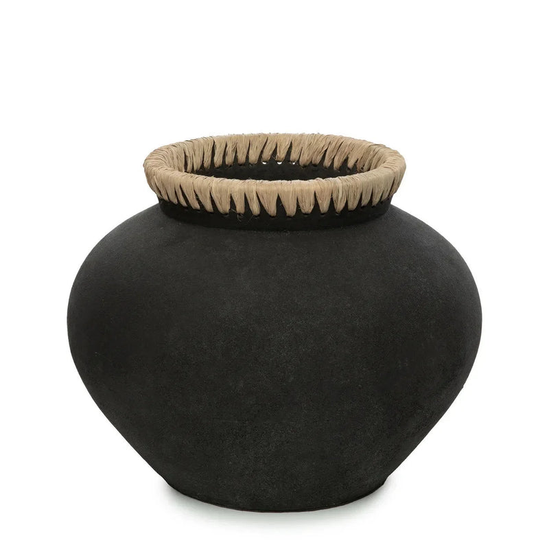 Vase décoratif noir en terre cuite – Ø33 cm