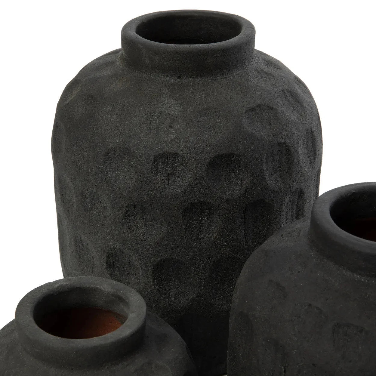 Vase décoratif en terre cuite noire avec texture martelée, ensemble de trois H14 cm