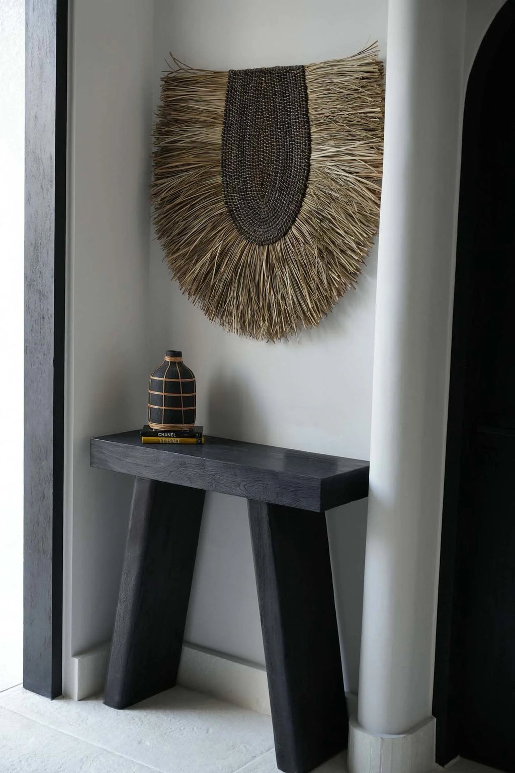 Vase décoratif en terre cuite et rotin noir 24 cm