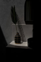 Vase décoratif en terre cuite et rotin noir 24 cm