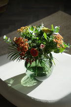Vase ovale en verre recyclé 100% vert texturé effet dégradé H23 cm