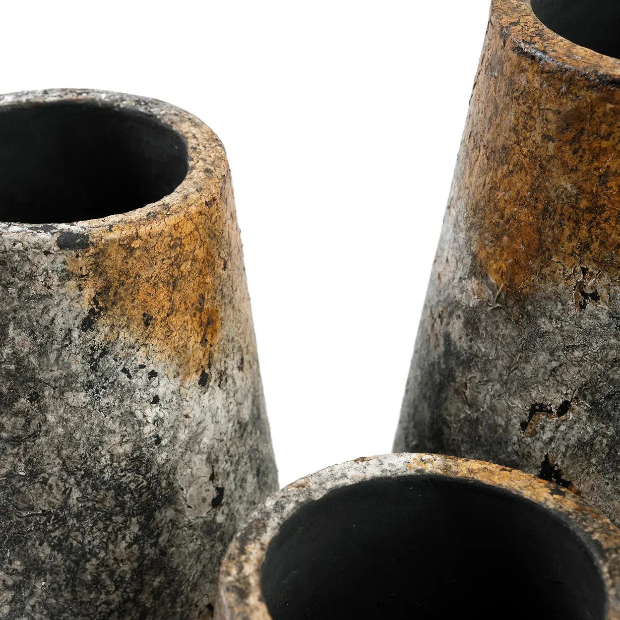Vase en terre cuite gris antique effet minéral – H22 cm